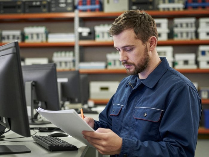 Аутстаффинг и аутсорсинг: способы сокращения расходов